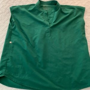 FIGS Rafaela scrub top in Hunter Green
